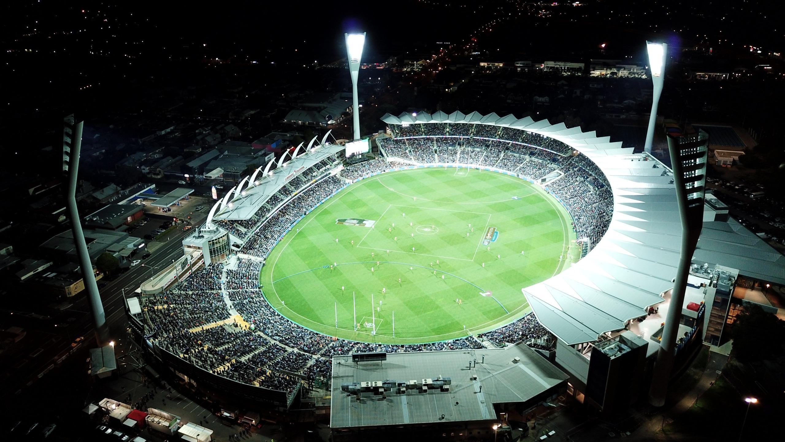 daniel-anthony-UxektwAqMVw-unsplash AFL stadium